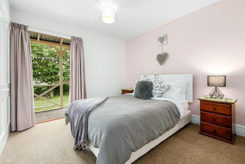 Central Peach - Queenstown Holiday Home エクステリア 写真