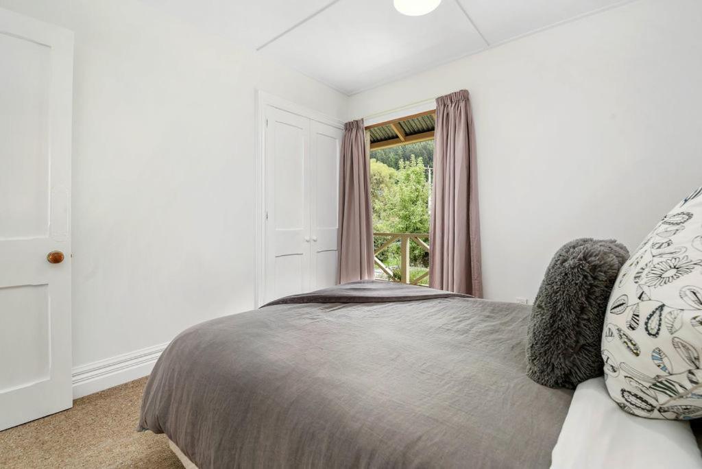 Central Peach - Queenstown Holiday Home エクステリア 写真